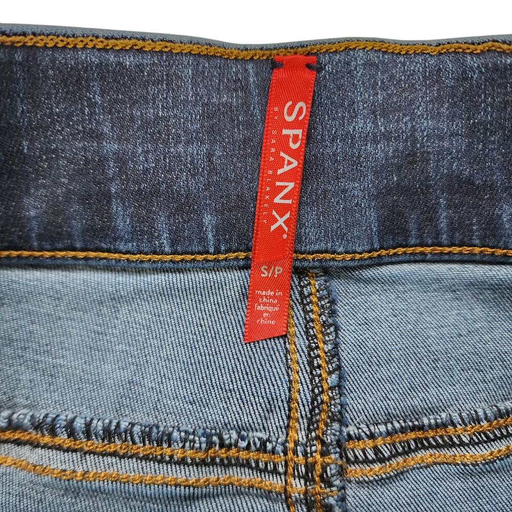 Spanx Womens Cropped Flare Denim Jeans Size Small Dip Dye Hem Pull On High Rise - Picture 6 of 12